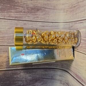 NWT Elizabeth Arden Advanced Ceramide 90 Capsules Daily Youth Restoring Serum**